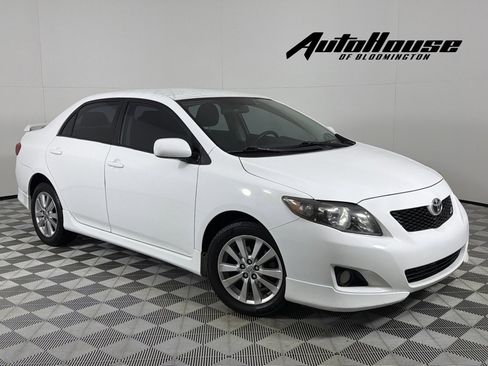 Used 2010 Toyota Corolla S image 1