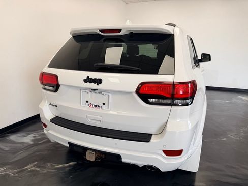 Used 2020 Jeep Grand Cherokee Altitude AWD/4WD image 6