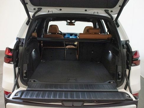 New 2026 BMW X5 xDrive40i w/ Climate Comfort Package image 27