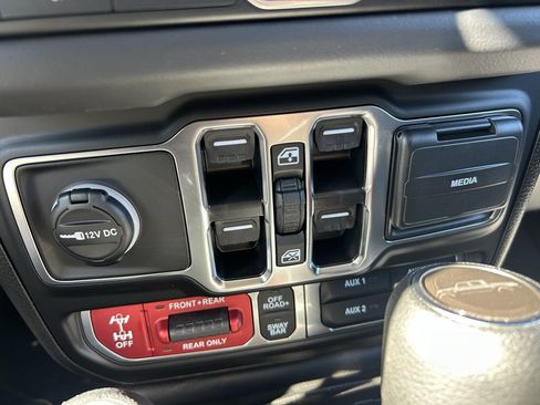 New 2026 Jeep Gladiator Rubicon image 21