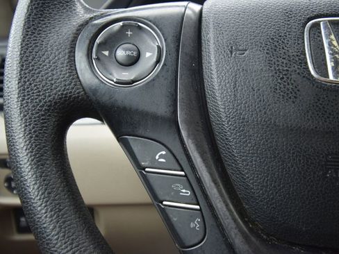 Used 2016 Honda Pilot LX image 35