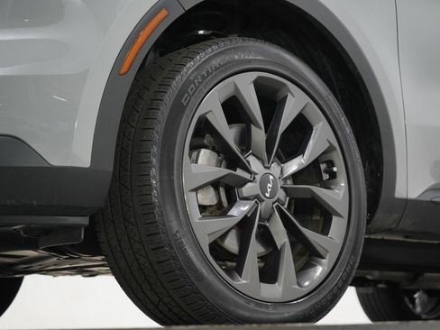 Used 2023 Kia Sorento SX Prestige image 30