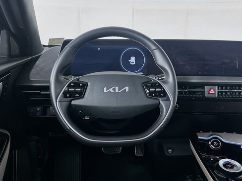 Used 2024 Kia EV6 GT-Line RWD image 18