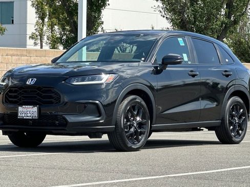 Used 2025 Honda HR-V Sport image 8