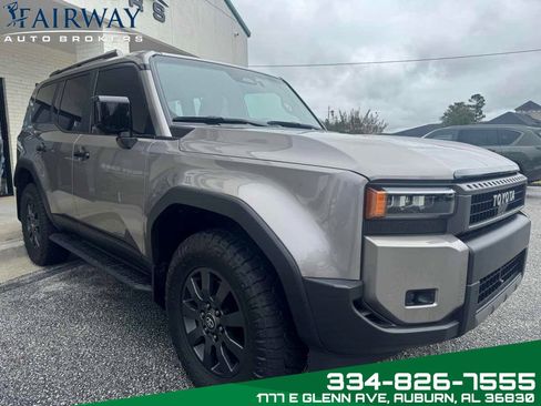 Used 2025 Toyota Land Cruiser image 4