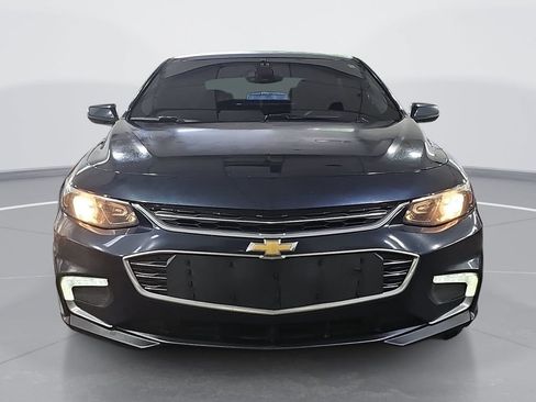 Used 2017 Chevrolet Malibu LT FWD image 10
