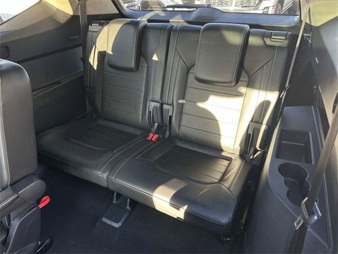 Used 2022 Volkswagen Atlas SEL Premium image 42