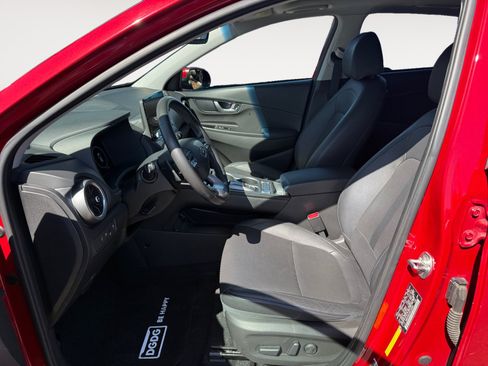 Used 2022 Hyundai Kona Limited FWD image 10