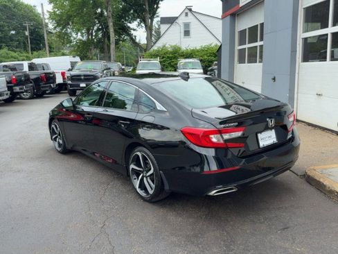 Used 2022 Honda Accord Sport image 6