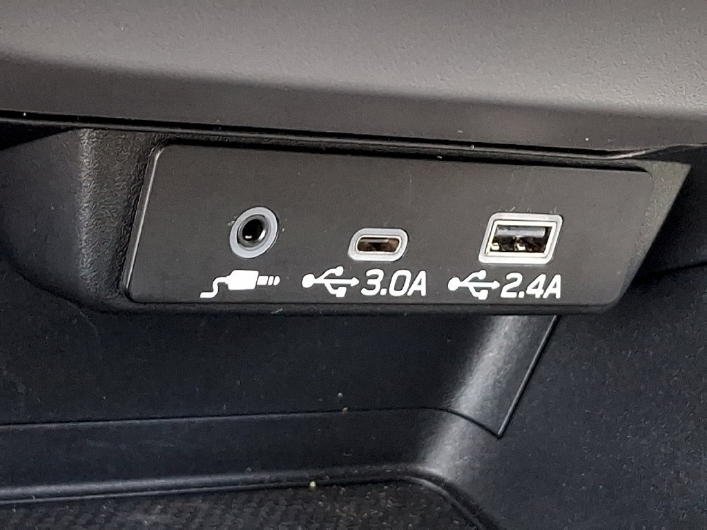 Used 2026 Subaru Crosstrek 2.5i Premium AWD/4WD image 24