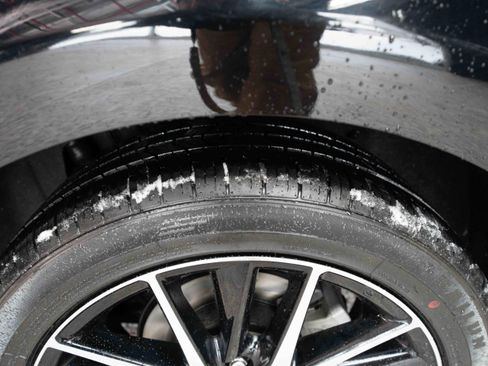 Used 2024 Toyota Camry SE image 29