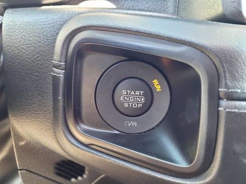 Used 2024 Jeep Wrangler Unlimited Rubicon 4xe AWD/4WD image 20