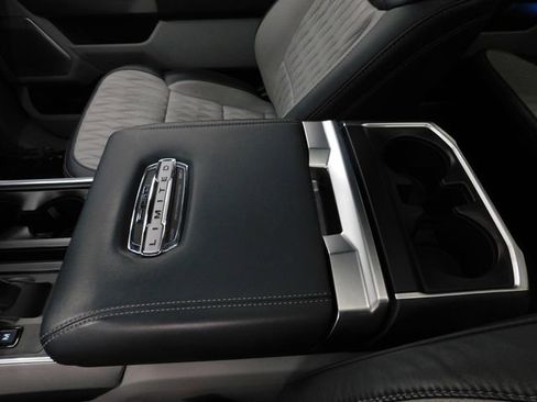 Used 2023 Ford F150 Limited image 27