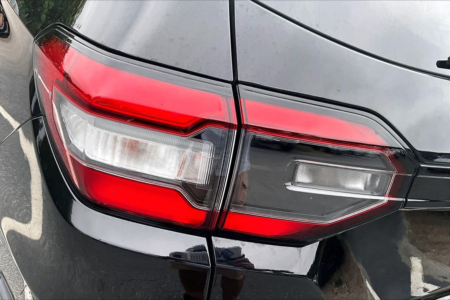 Used 2024 Honda Pilot TrailSport image 29