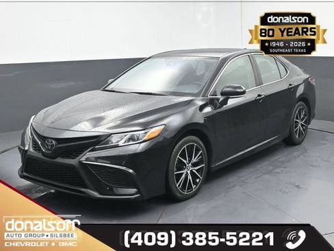 Used 2024 Toyota Camry SE FWD image 5