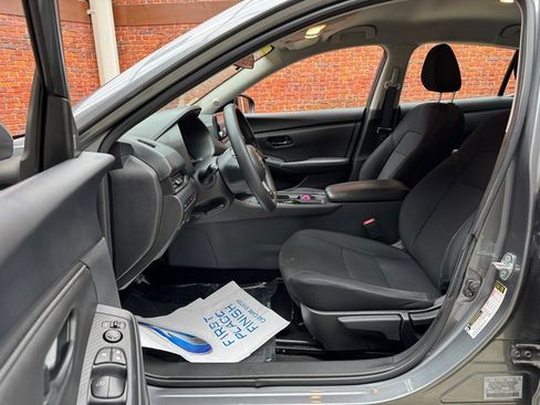 Used 2024 Nissan Sentra S image 21