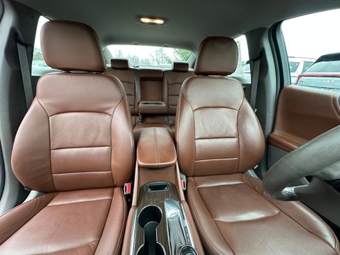 Used 2017 Chevrolet Malibu Premier image 19