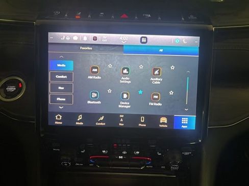 Used 2023 Jeep Grand Cherokee L Overland AWD/4WD image 46