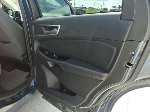 Used 2018 Ford Edge SEL w/ Equipment Group 201A AWD/4WD image 10
