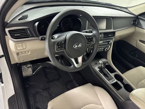 Used 2018 Kia Optima LX w/ 17" Alloy Wheels Package image 22