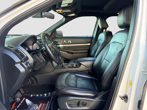 Used 2019 Ford Explorer Sport AWD/4WD image 12