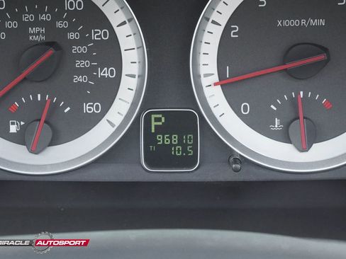 Used 2012 Volvo C70 T5 image 36