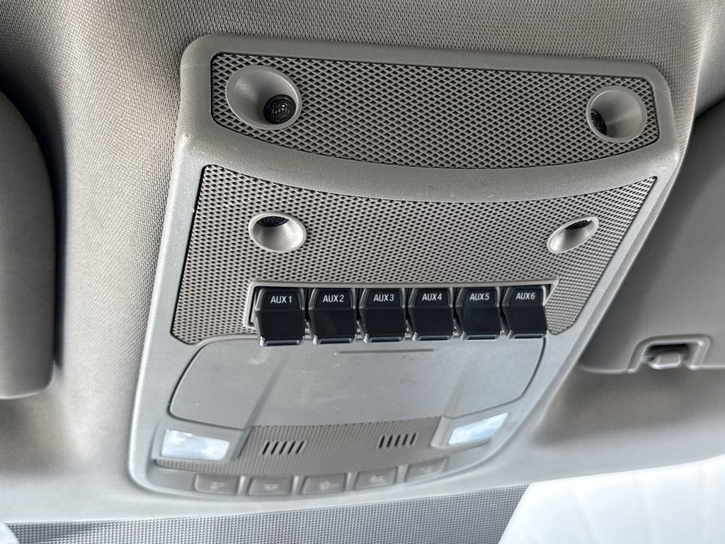 Used 2019 Ford F550 4x4 Regular Cab Super Duty image 23