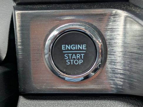 Used 2024 Ford F250 Lariat AWD/4WD image 28