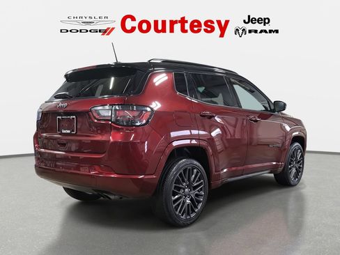 Certified 2022 Jeep Compass High Altitude image 5
