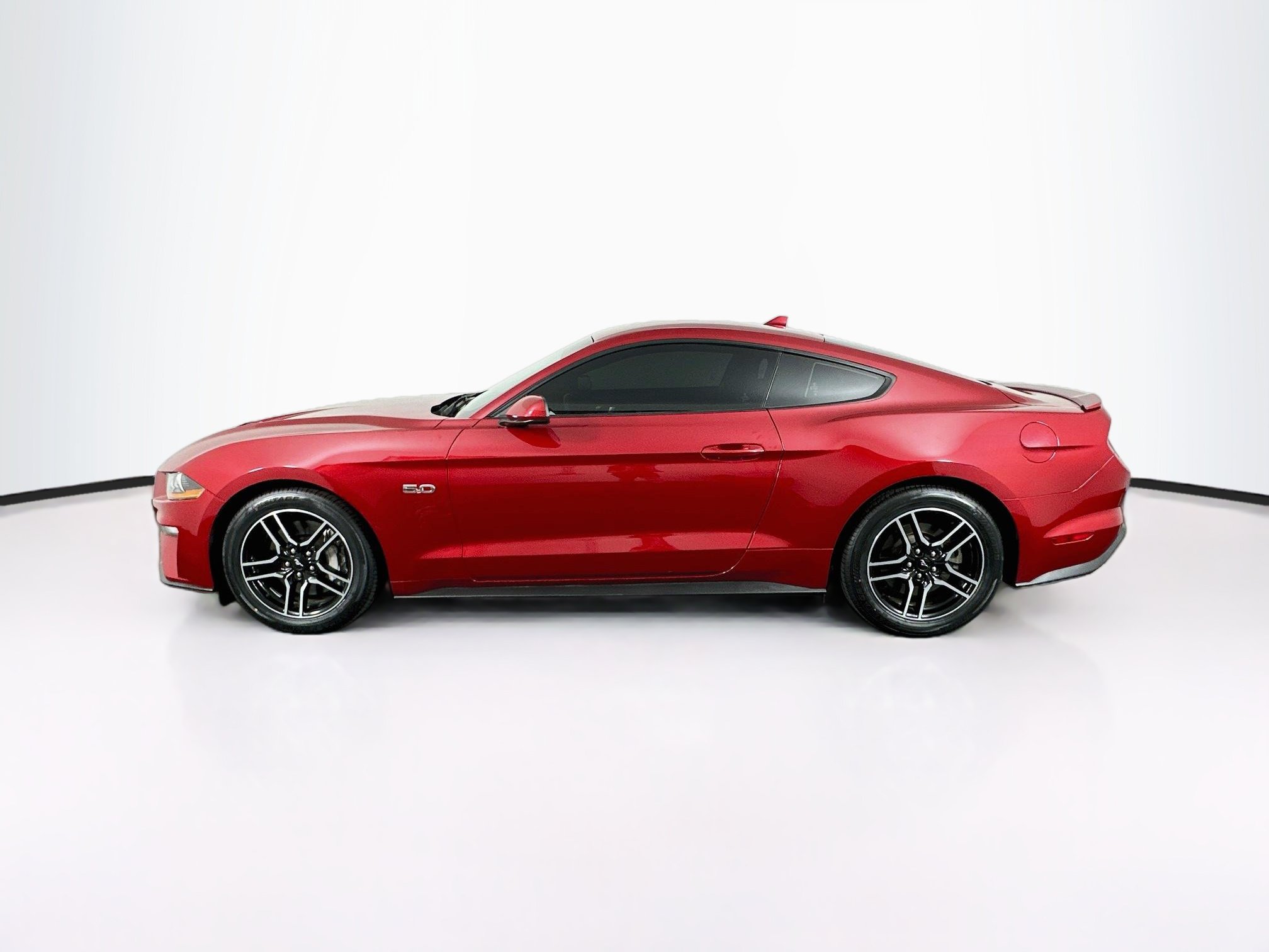 Used 2020 Ford Mustang GT RWD image 4
