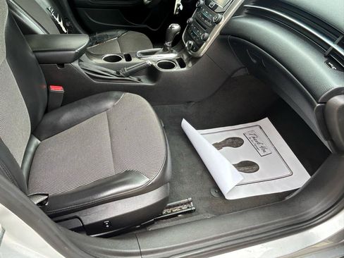 Used 2014 Chevrolet Malibu LT w/ Power Convenience Package FWD image 12