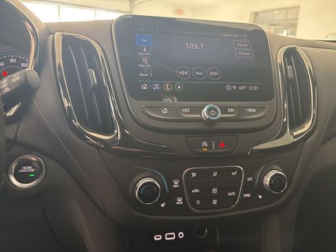 Used 2022 Chevrolet Equinox RS FWD image 12
