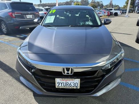 Used 2019 Honda Accord LX image 3