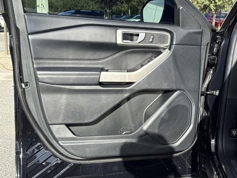 Used 2021 Ford Explorer XLT w/ Equipment Group 202A image 22