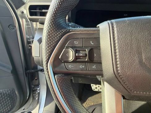 Used 2025 Toyota Tacoma TRD Sport AWD/4WD image 22