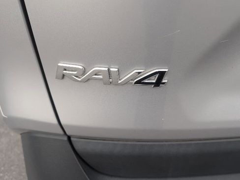 Used 2024 Toyota RAV4 LE image 8