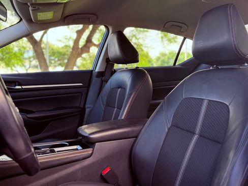 Used 2024 Nissan Altima 2.5 SR image 25