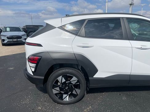Used 2025 Hyundai Kona SEL image 27