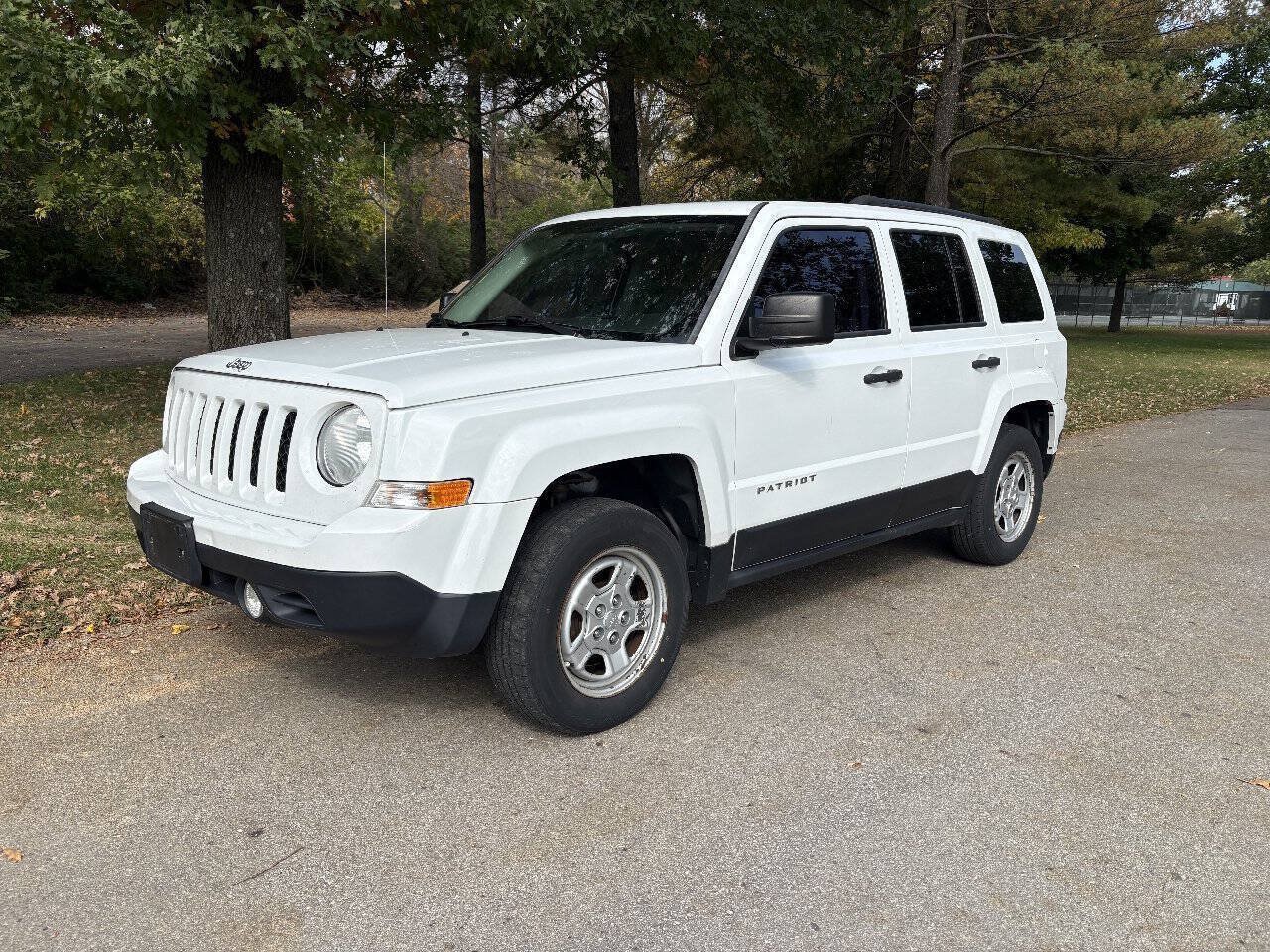Used 2014 Jeep Patriot Sport FWD image 1