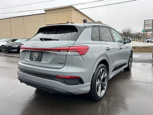 Used 2024 Audi Q4 e-tron Premium Plus w/ Premium Plus image 3