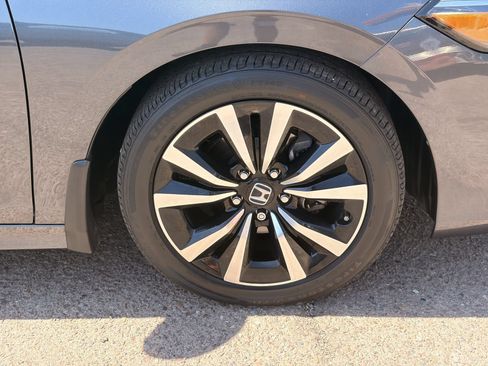 Used 2023 Honda Civic EX image 8