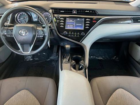 Certified 2018 Toyota Camry LE FWD image 3