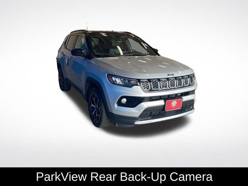 Used 2025 Jeep Compass Limited AWD/4WD image 15