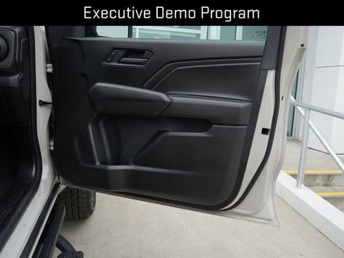 Used 2026 Chevrolet Colorado Trail Boss AWD/4WD image 20