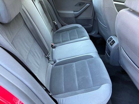 Used 2009 Volkswagen Jetta S FWD image 26