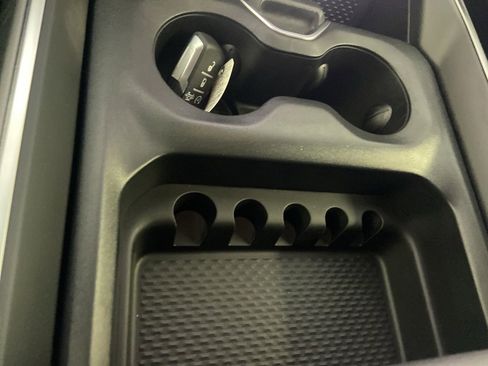 New 2026 RAM 1500 4x4 Crew Cab image 43