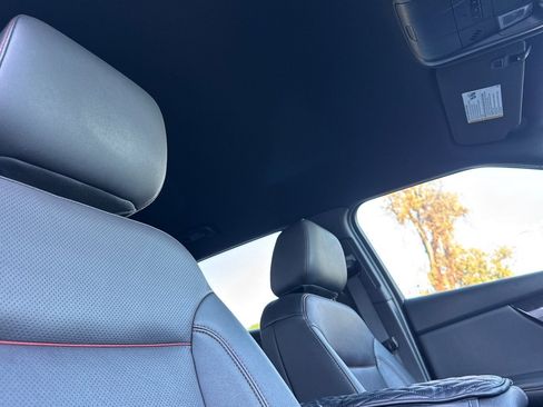 Used 2021 Chevrolet Blazer RS w/ Driver Confidence II Package FWD image 21