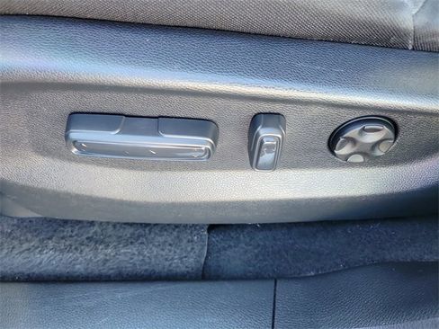 Certified 2022 Honda CR-V EX image 17