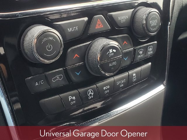 Used 2021 Jeep Grand Cherokee Laredo X AWD/4WD image 22