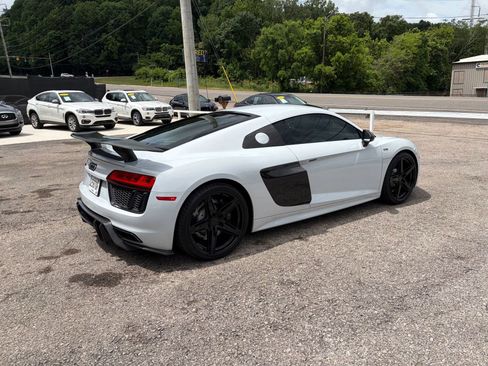 Used 2018 Audi R8 V10 plus AWD/4WD image 5